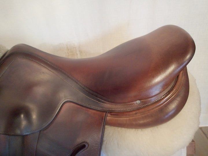 17" Hermes Vivace Saddle - 2019 - Full Buffalo - 4.75" dot to dot (634)