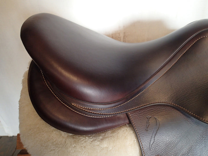 17.5" Antares Connexion Saddle - Full Buffalo - 2024 - 3A Flaps - 4.75" dot to dot (778)