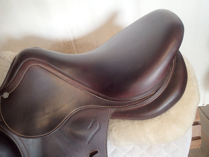 17.5" Antares Connexion Saddle - Full Buffalo - 2024 - 3A Flaps - 4.75" dot to dot (778)
