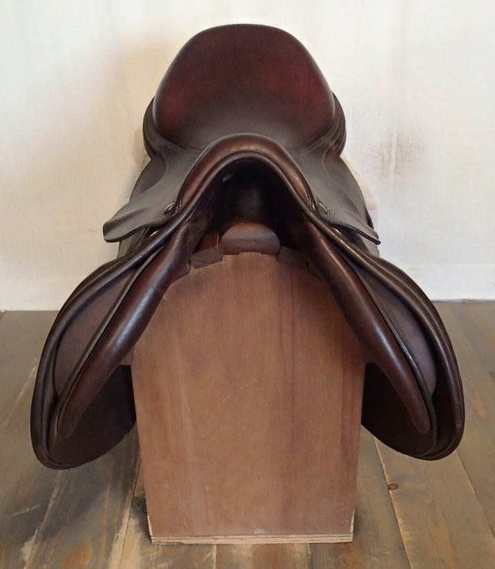 17.5" Luc Childeric Model M Saddle - 2018 - 4.75" dot to dot