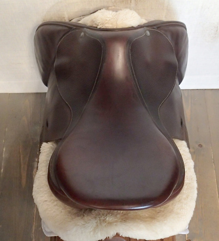 17.5" Luc Childeric Model M Saddle - 2018 - 4.75" dot to dot