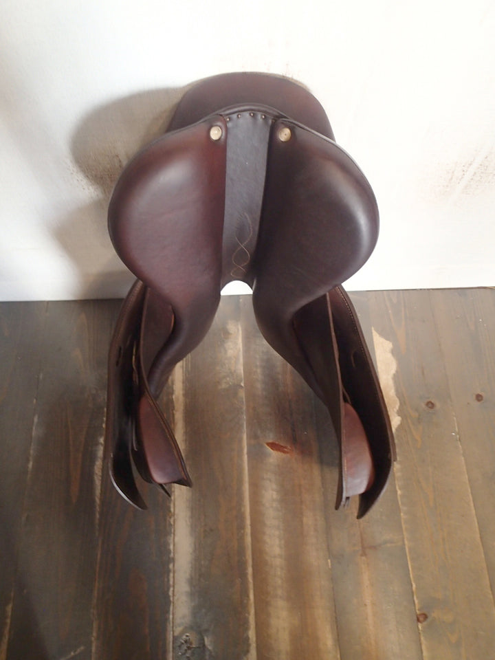 17" Antares Evolution Saddle - 2016 - 2A Flaps - 4.5" dot to dot