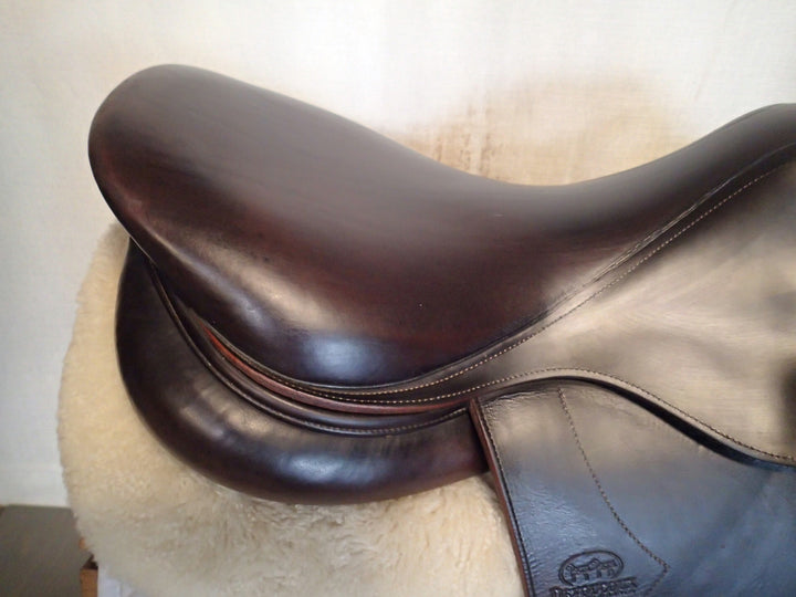 17.5" Devoucoux Socoa Saddle - Full Buffalo - 2013 - 2A Flaps - 4.75" dot to dot