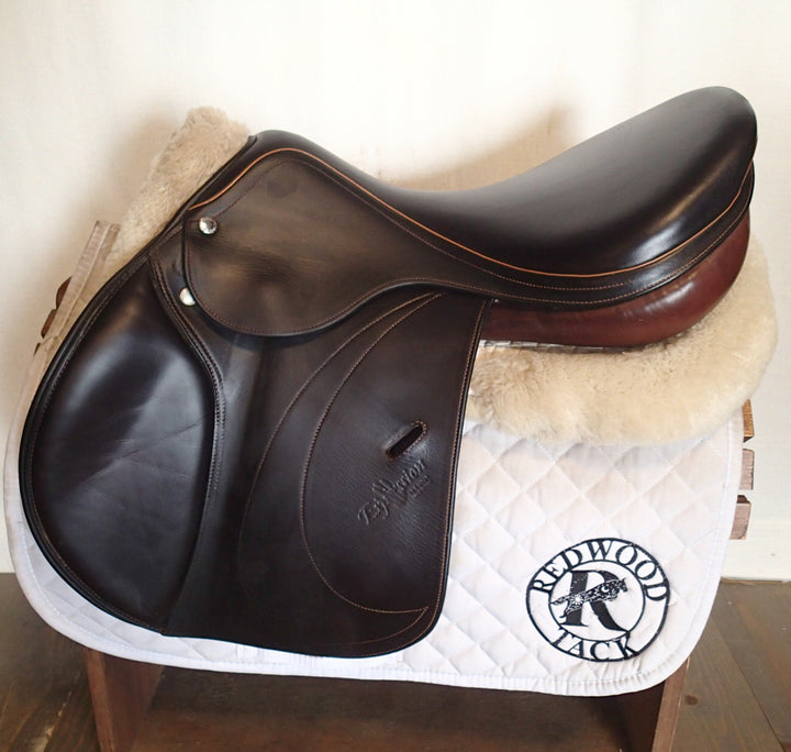 17.5" Equipe Expression Saddle - Full Buffalo - 2008 - 5" dot to dot