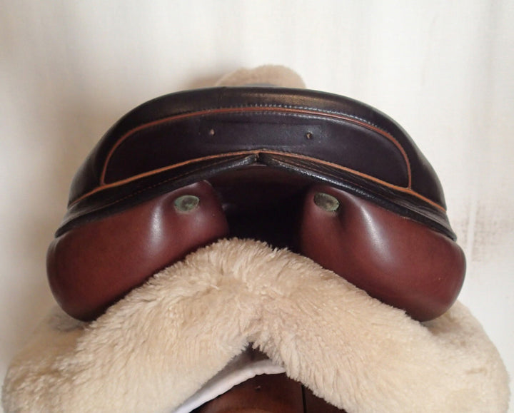 17.5" Equipe Expression Saddle - Full Buffalo - 2008 - 5" dot to dot