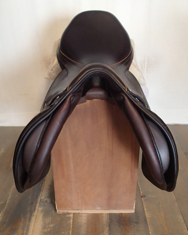 17.5" Equipe Expression Saddle - Full Buffalo - 2008 - 5" dot to dot