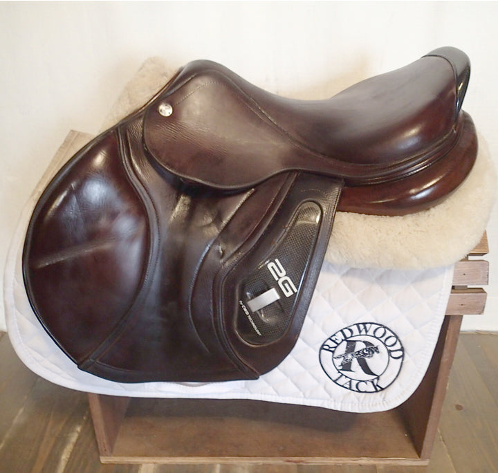 17" CWD 2G Saddle - Full Buffalo - 2012 - 3C Flaps - SE17 - 4.5" dot to dot - Pro Panels
