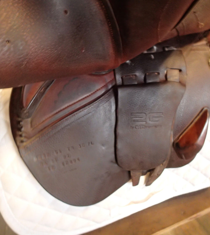 17" CWD 2G Saddle - Full Buffalo - 2012 - 3C Flaps - SE17 - 4.5" dot to dot - Pro Panels