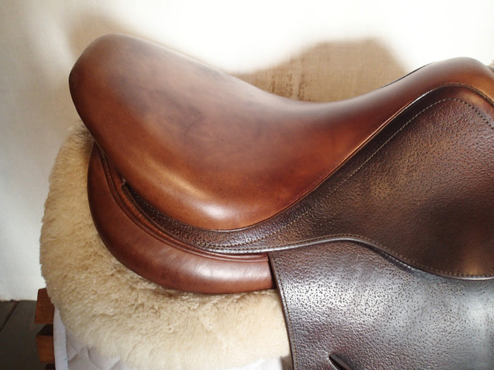 16.5" Antares Spooner Saddle - 2015 - 2N Flaps - 4.75" dot to dot