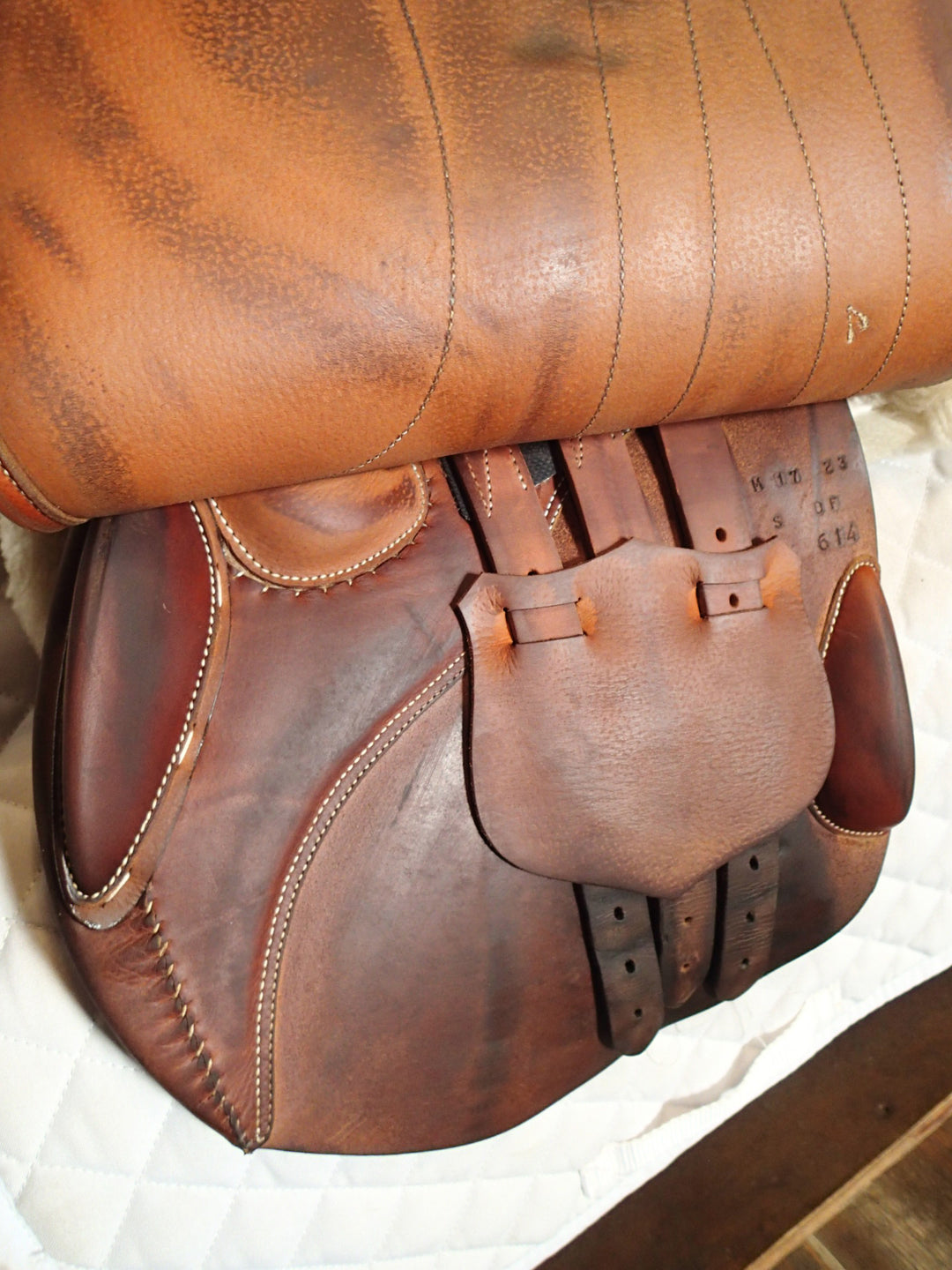 17" Butet Premium Saddle - Full Calfskin - 2017 - M Seat - 1.75 Flaps - 4.25" dot to dot (001)