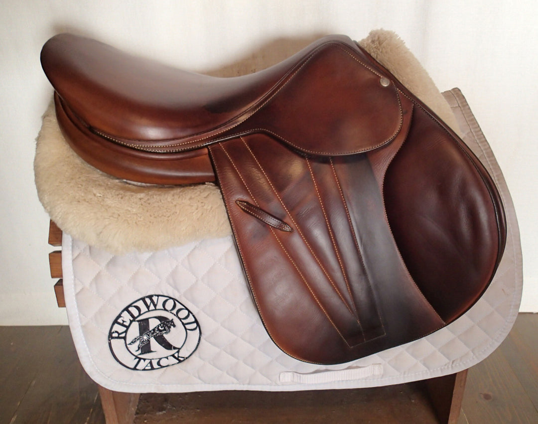 17" Butet Premium Saddle - Full Calfskin - 2017 - M Seat - 1.75 Flaps - 4.25" dot to dot (001)