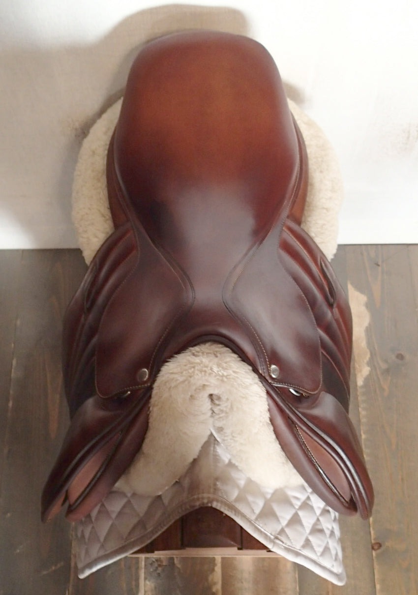 17" Butet Premium Saddle - Full Calfskin - 2017 - M Seat - 1.75 Flaps - 4.25" dot to dot (001)