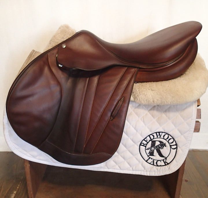 17.5" Butet Premium Saddle - Full Calfskin - 2019 - P Seat - 2.5 Flaps - 4.25" dot to dot (006)