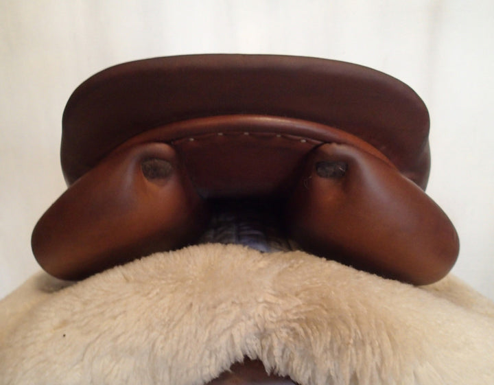 17.5" Butet Premium Saddle - Full Calfskin - 2019 - P Seat - 2.5 Flaps - 4.25" dot to dot (006)