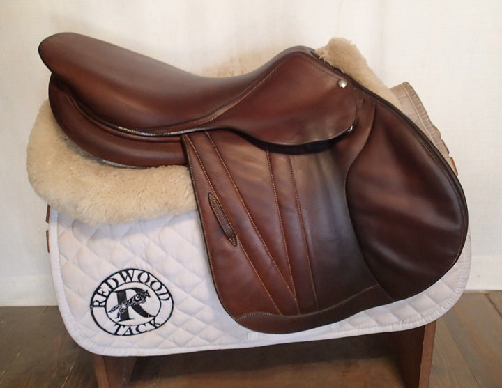17.5" Butet Premium Saddle - Full Calfskin - 2019 - P Seat - 2.5 Flaps - 4.25" dot to dot (006)