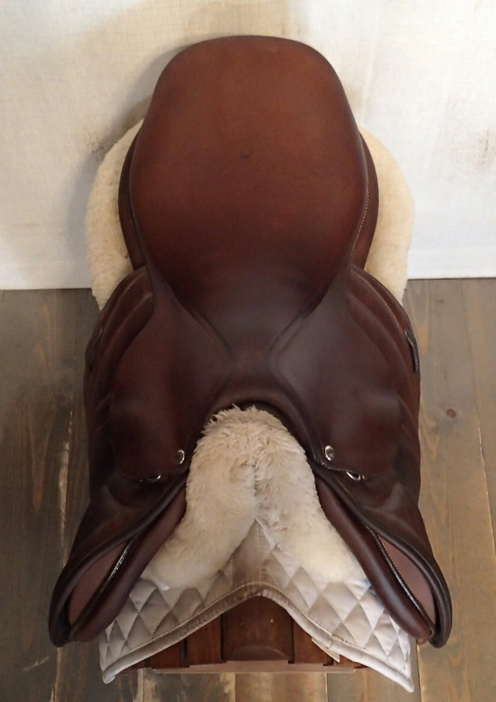 17.5" Butet Premium Saddle - Full Calfskin - 2019 - P Seat - 2.5 Flaps - 4.25" dot to dot (006)