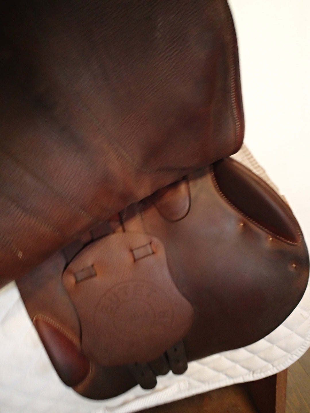 17.5" Butet Premium Saddle - Full Calfskin - 2019 - P Seat - 2.5 Flaps - 4.25" dot to dot (006)