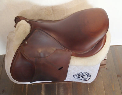 17.5" CWD Saddle - Full Calfskin - 2004 - 2L Flaps - SE01 - 4.25" dot to dot