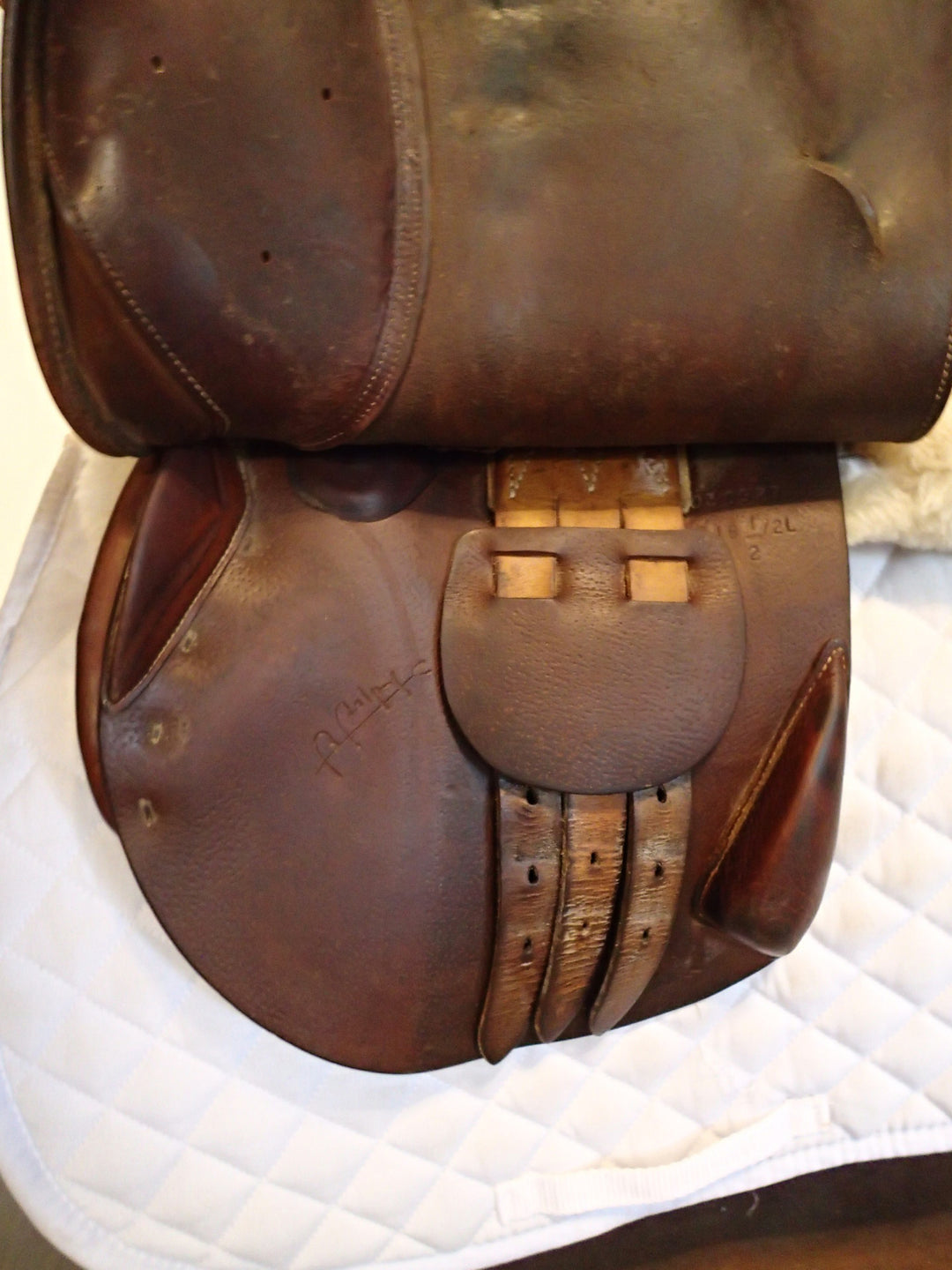 16.5" Bruno Delgrange PJ Saddle - 2003 - 4.5" dot to dot