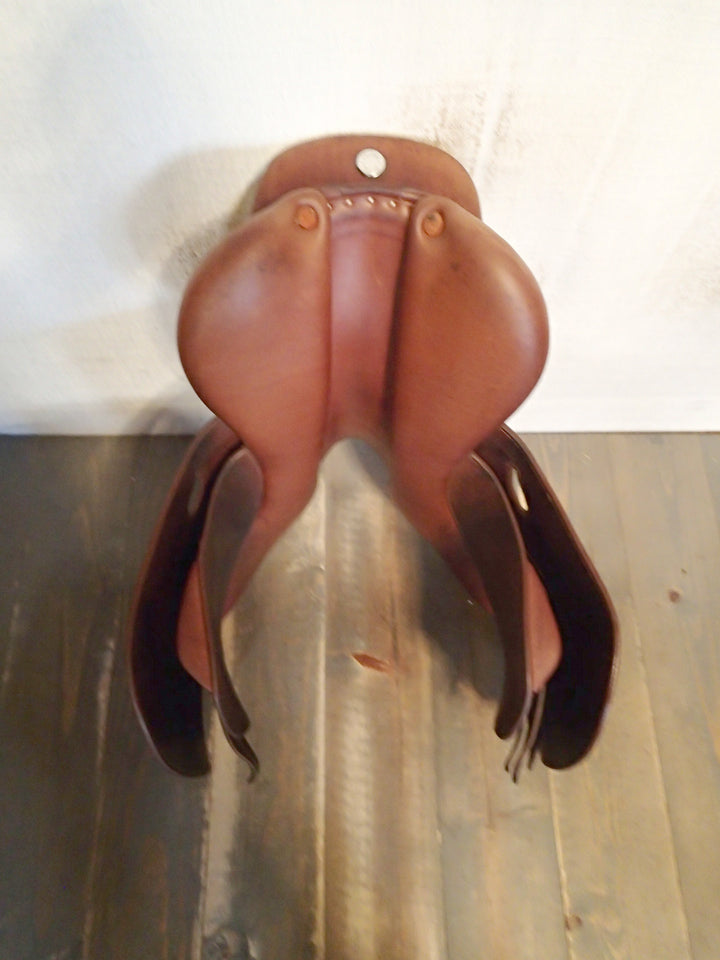 17" Hermes Cavale Saddle - 2024 - Full Calfskin - 5" dot to dot (011)
