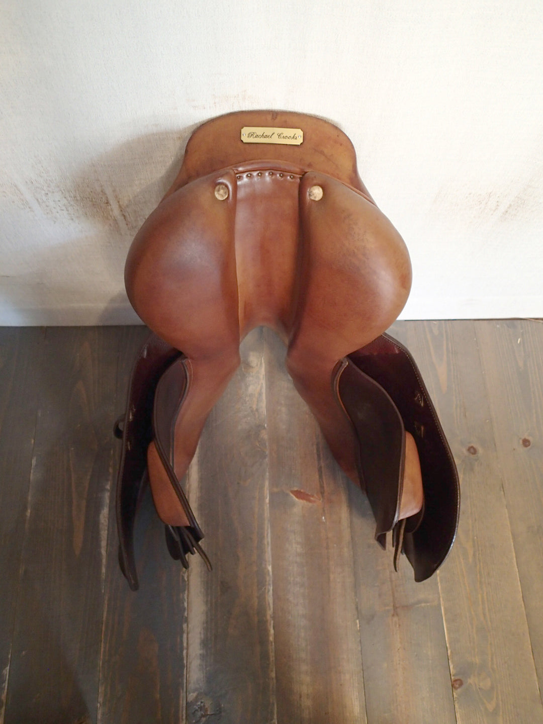 17" CWD Saddle - 2009 - 2L Flaps - SE02 - 4.25" dot to dot