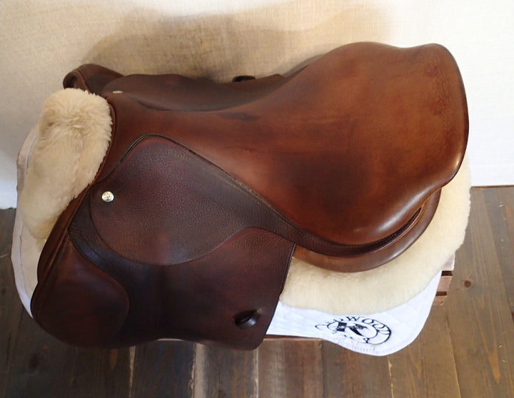 17" CWD Saddle - 2009 - 2L Flaps - SE02 - 4.25" dot to dot