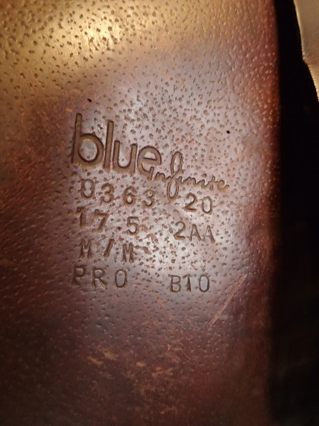 17.5" Voltaire Blue Infinite Saddle - Full Buffalo - 2020 - 2AA Flaps - 5" dot to dot - Pro Panels (013)