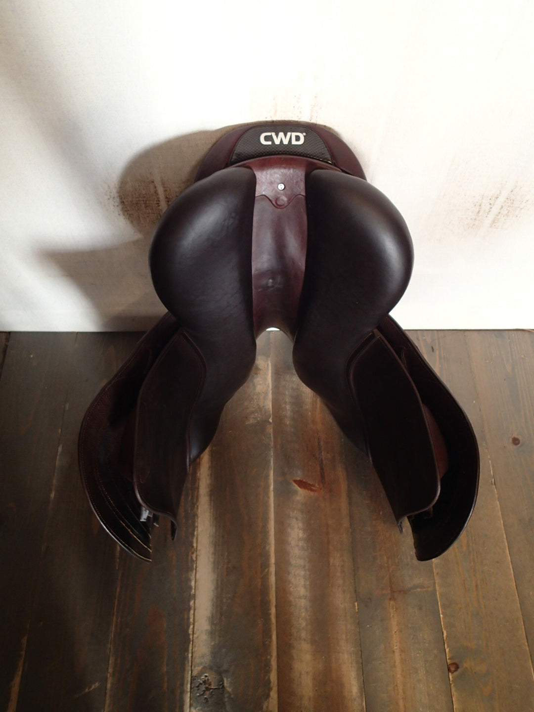 18" CWD Mademoiselle 2Gs Saddle - Full Buffalo - 2018 - 3L Flaps - SE32 (015)