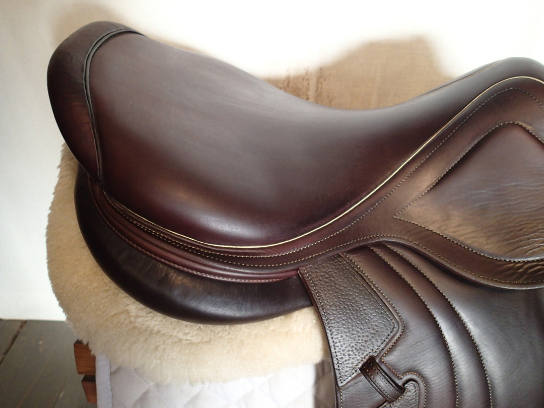 18" CWD Mademoiselle 2Gs Saddle - Full Buffalo - 2018 - 3L Flaps - SE32 (015)