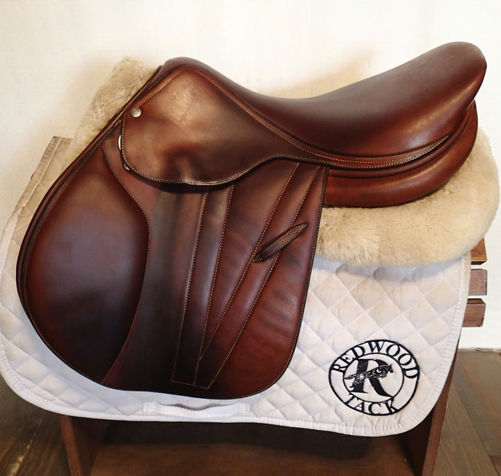 17" Butet Premium Saddle - Full Calfskin - 2018 - M Seat - 1.75 Flaps - 4.25" dot to dot (018)