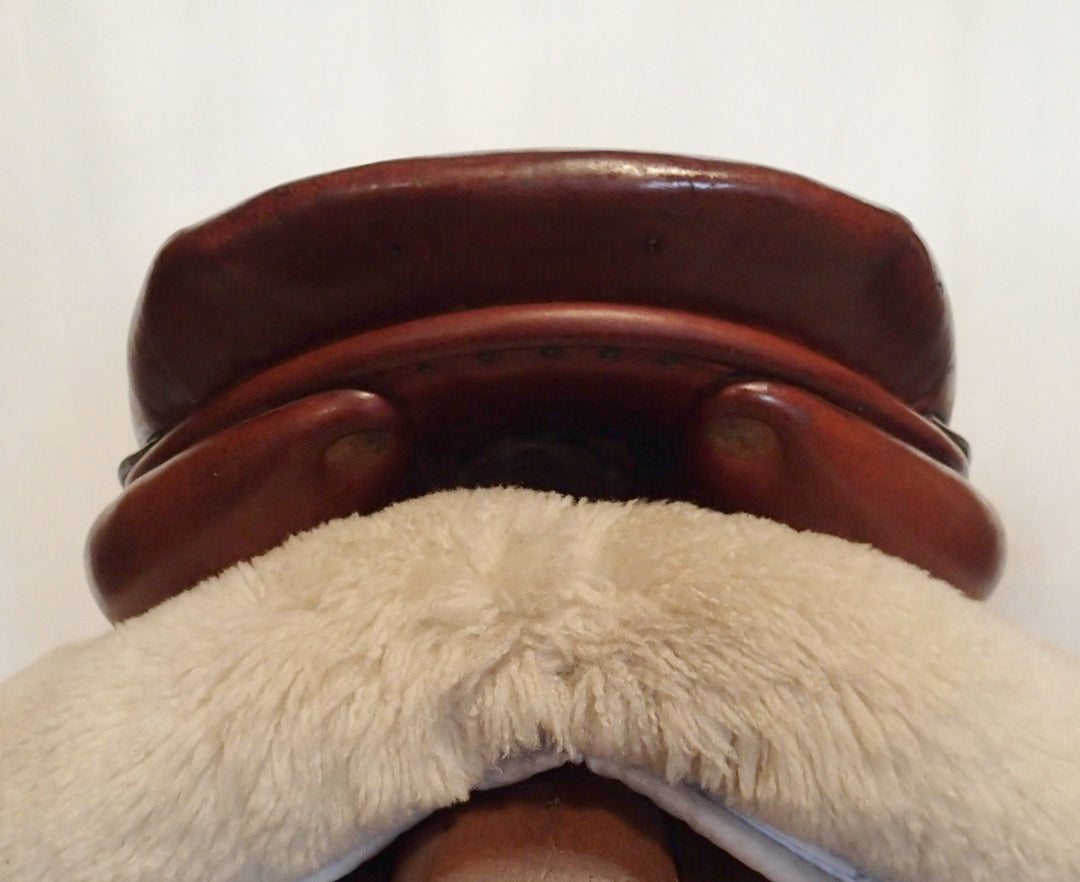 16" Butet Saddle - 2010 - P Seat - 1 Flaps - 5" dot to dot (020)