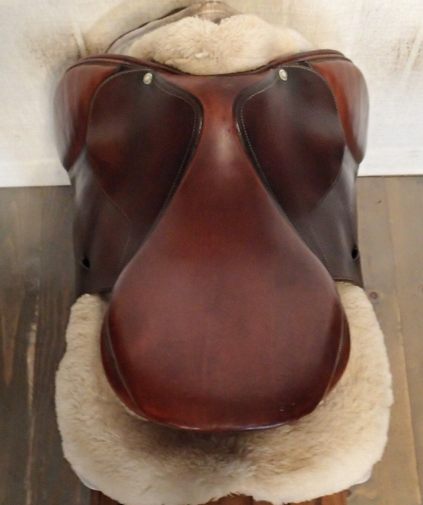 16" Butet Saddle - 2010 - P Seat - 1 Flaps - 5" dot to dot (020)