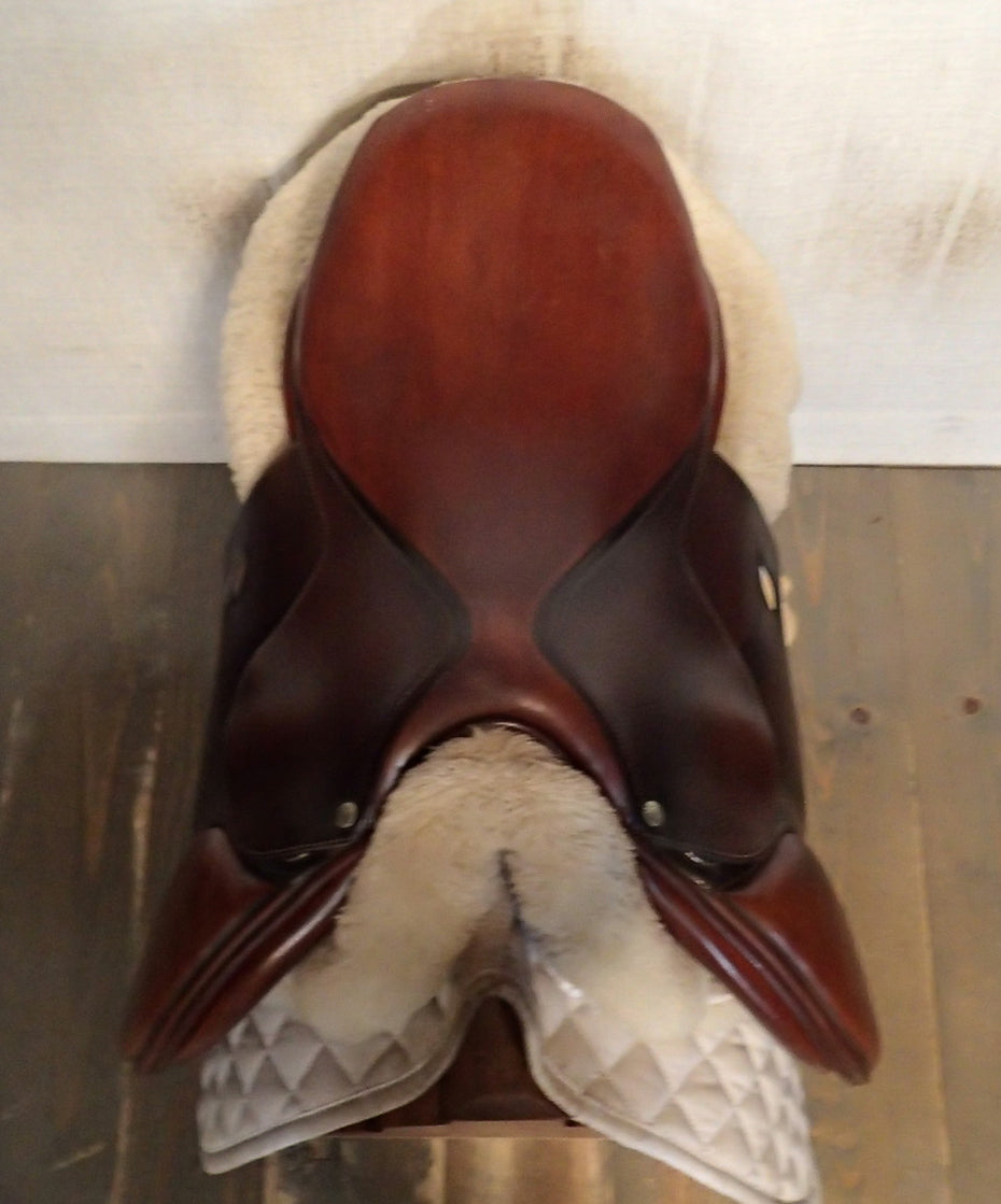 16" Butet Saddle - 2010 - P Seat - 1 Flaps - 5" dot to dot (020)