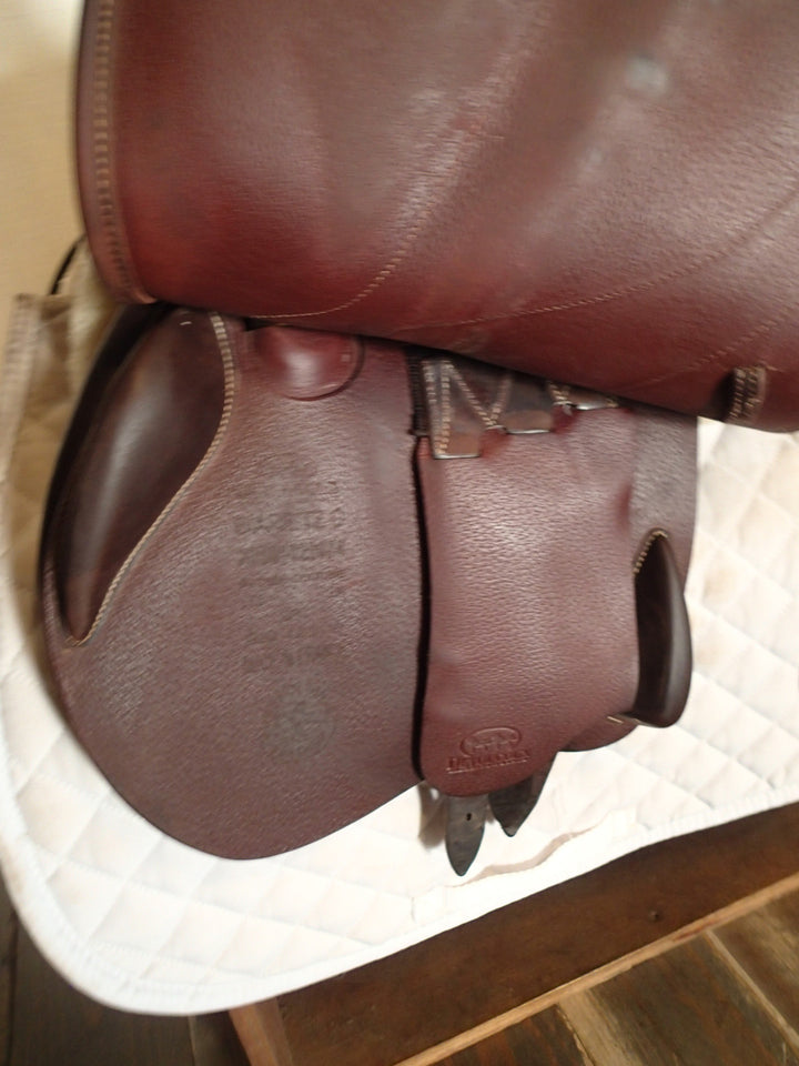 17.5" Devoucoux Biarritz O Saddle - Full Buffalo - 2020 - 2A Flaps - 4.75" dot to dot (023)