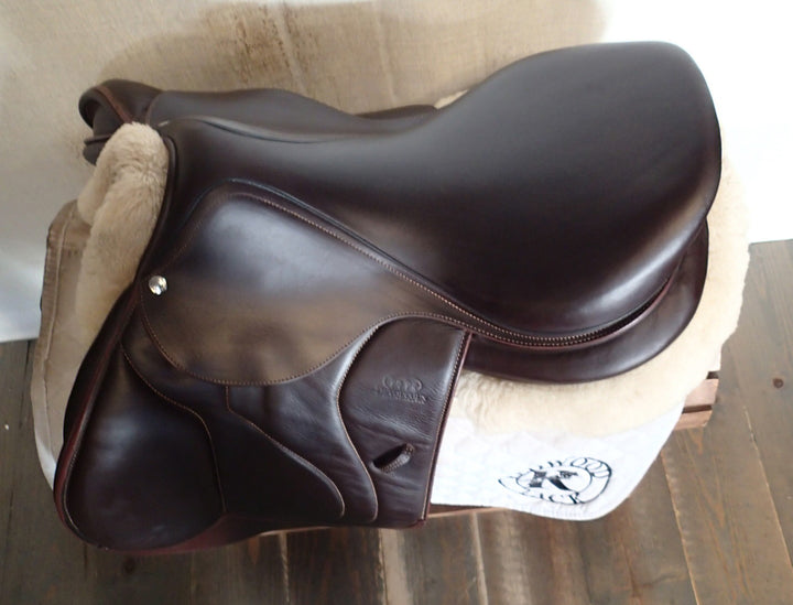 17.5" Devoucoux Biarritz O Saddle - Full Buffalo - 2020 - 2A Flaps - 4.75" dot to dot (023)