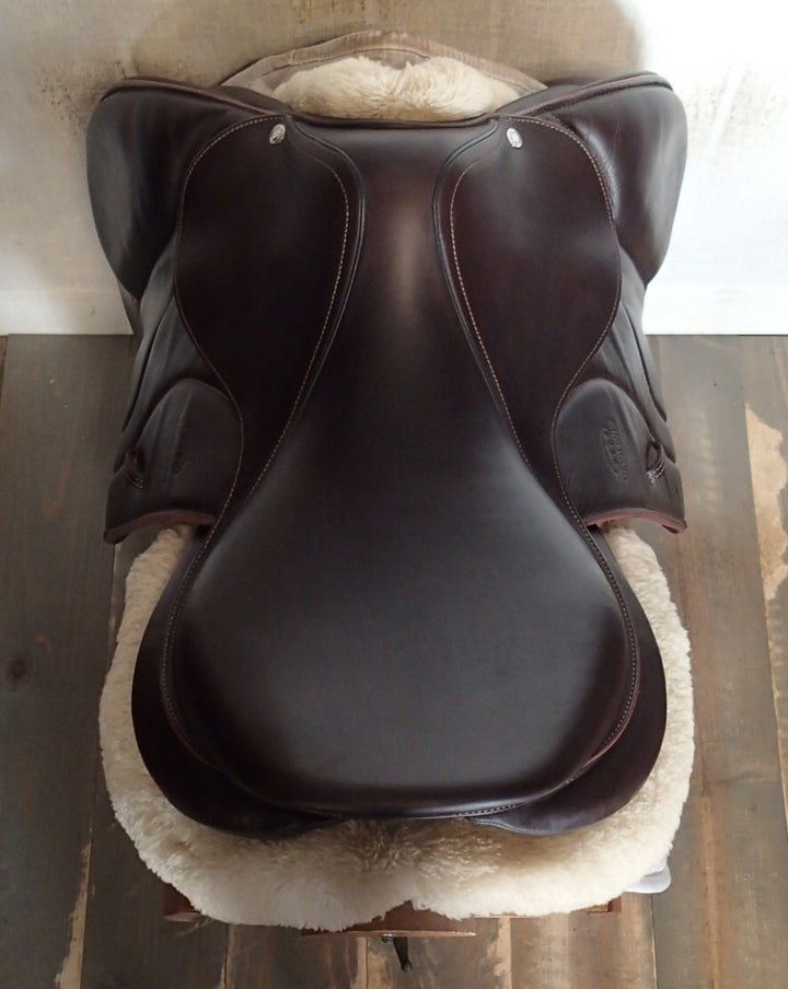 17.5" Devoucoux Biarritz O Saddle - Full Buffalo - 2020 - 2A Flaps - 4.75" dot to dot (023)