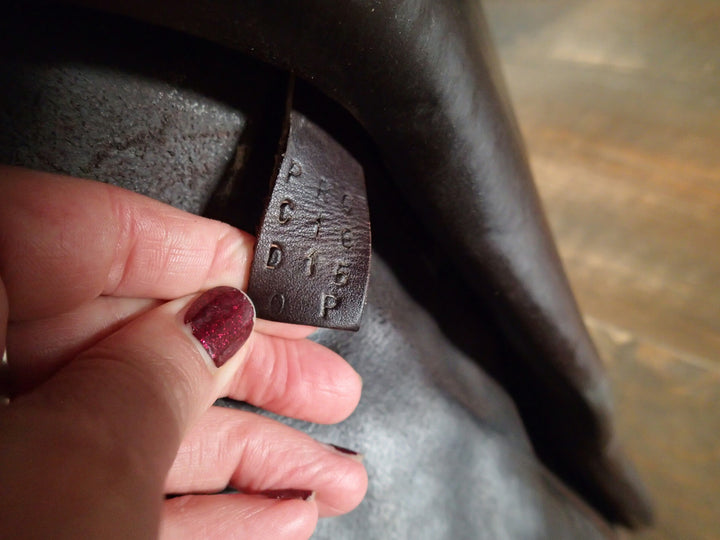 16" Voltaire Palm Beach Saddle - Full Buffalo - 2016 - 0A Flaps - 4.75" dot to dot - Pro Panels (025)