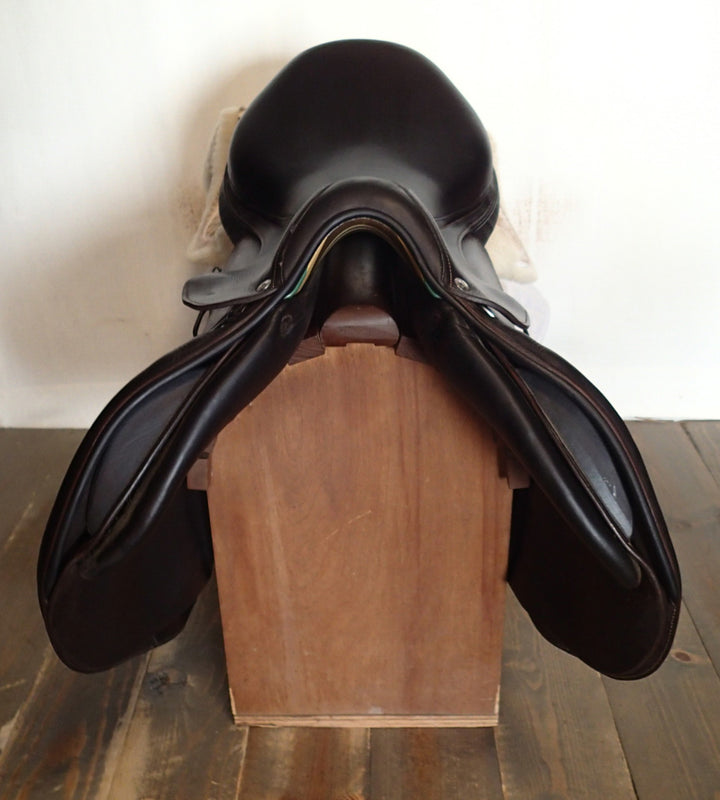 18.5" Voltaire Palm Beach Saddle - 2015 - 4AAR Flaps - 4.75" dot to dot - Pro Panels (026)