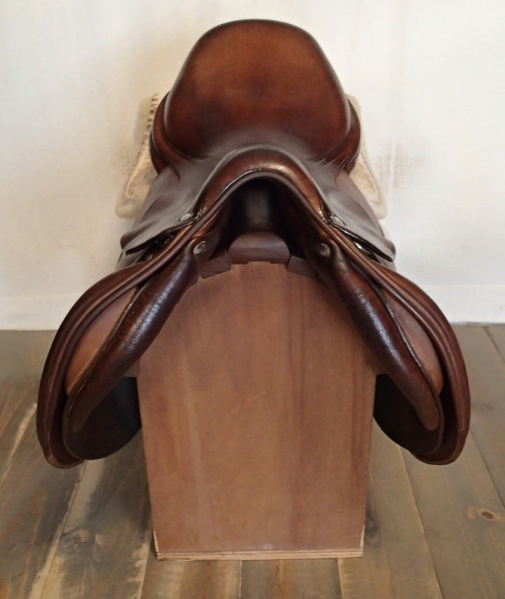 17.5" Antares Saddle - Full Buffalo - 2006 - 3D Flaps - 4.75" dot to dot (027)