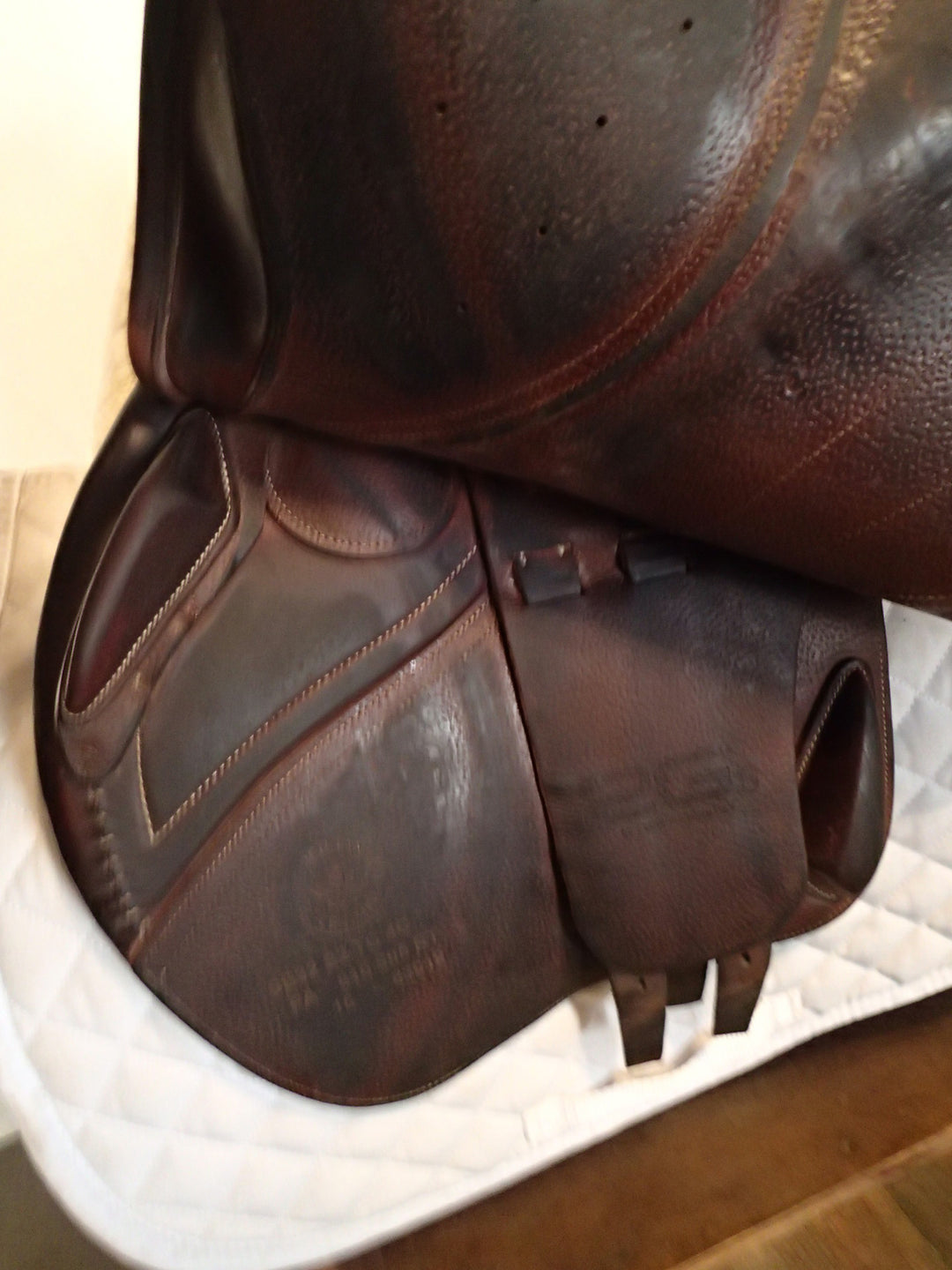 17.5" CWD Mademoiselle 2Gs Saddle - Full Buffalo - 2018 - 4C Flaps - SE32 (029)