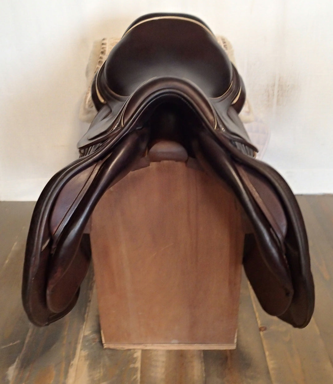 17.5" CWD Mademoiselle 2Gs Saddle - Full Buffalo - 2018 - 4C Flaps - SE32 (029)