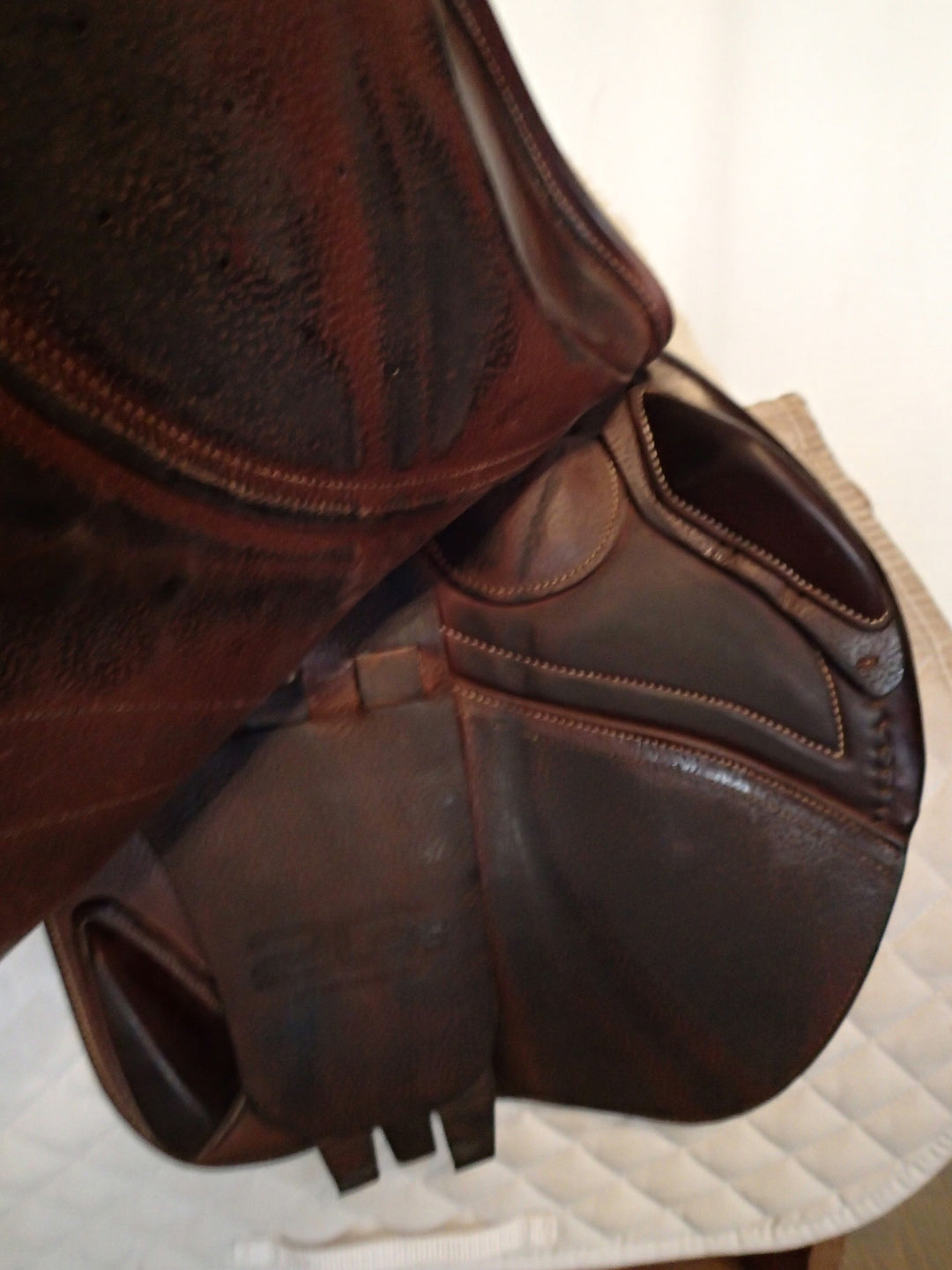 17.5" CWD Mademoiselle 2Gs Saddle - Full Buffalo - 2018 - 4C Flaps - SE32 (029)