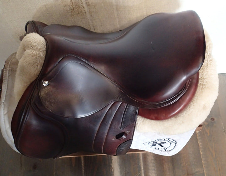 16.5" CWD Saddle - Full Buffalo - 2012 - 3L Flaps - SE02 - 4.25" dot to dot (030)