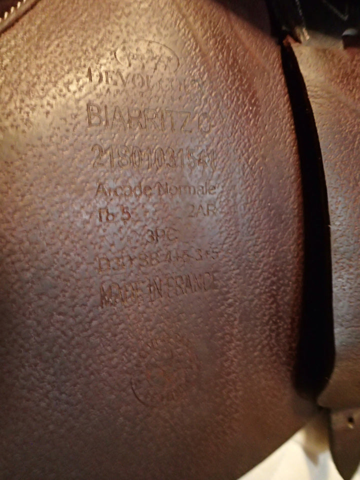 18.5" Devoucoux Biarritz O Saddle - Full Buffalo - 2021 - 2AR Flaps - 4.5" dot to dot (031)