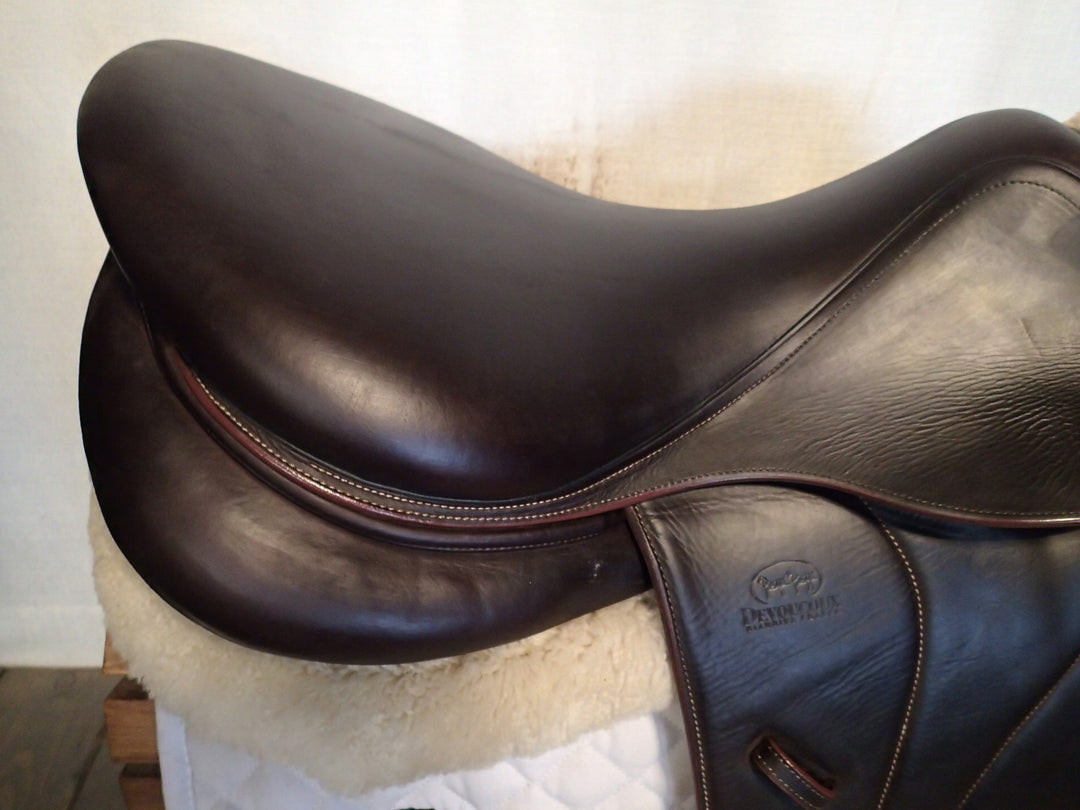 18.5" Devoucoux Biarritz O Saddle - Full Buffalo - 2021 - 2AR Flaps - 4.5" dot to dot (031)