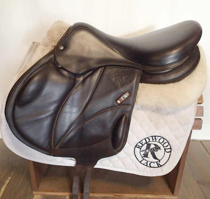 17.5" Voltaire Lexington Monoflap Saddle - Full Buffalo - 2022 - 1AA Flaps - 5.25" dot to dot - FIN Panels (034)