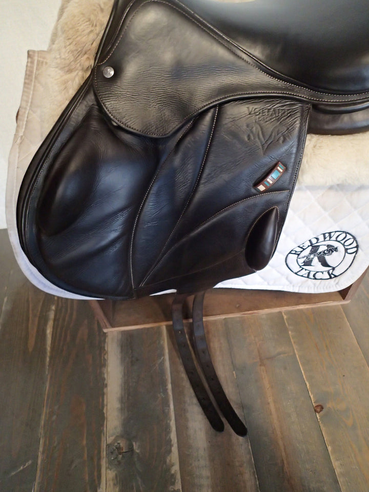 17.5" Voltaire Lexington Monoflap Saddle - Full Buffalo - 2022 - 1AA Flaps - 5.25" dot to dot - FIN Panels (034)
