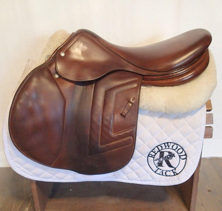 18" Renaissance by Prestige Saddle - Full Buffalo - 2017 - 4.5" dot to dot