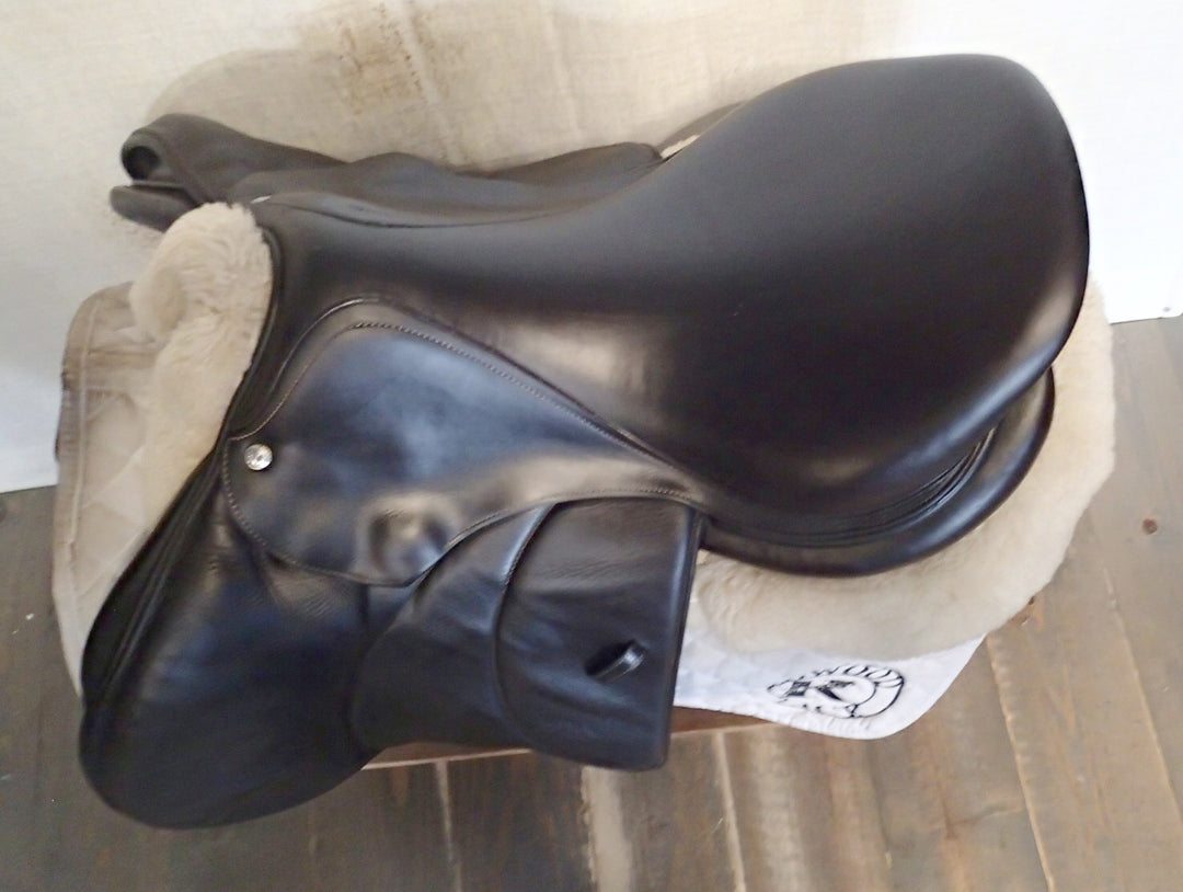17.5" Voltaire Palm Beach Saddle - Full Buffalo - 2019 - 3AAA Flaps - 5" dot to dot (040)