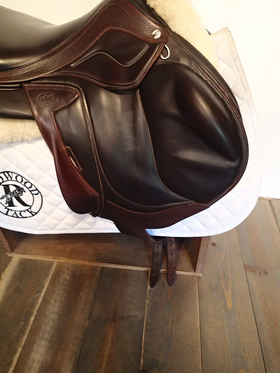 18" Devoucoux Chiberta Lab Monoflap Saddle - Full Buffalo - 2019 - 2AA Flaps